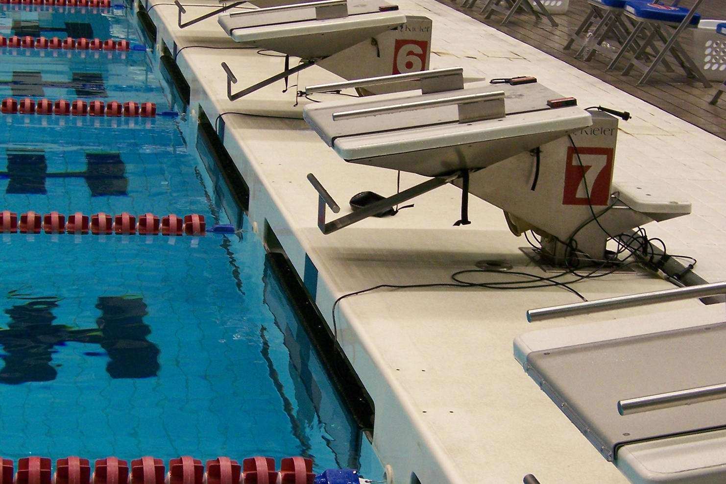 Pool-Starting-Blocks
